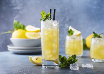 Oregon Senate Votes to Allow Cocktails-to-Go During COVID Lockdown