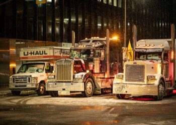 'Freedom Convoy' Protests Continue on Border of US and Canada Protest