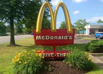 McDonald’s Has Decided to Make Small Changes to Their Burgers
