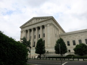 Illinois Actualizes Ban on Assault Rifles, Once Again Illinois