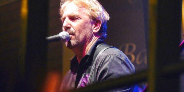 Kevin Costner