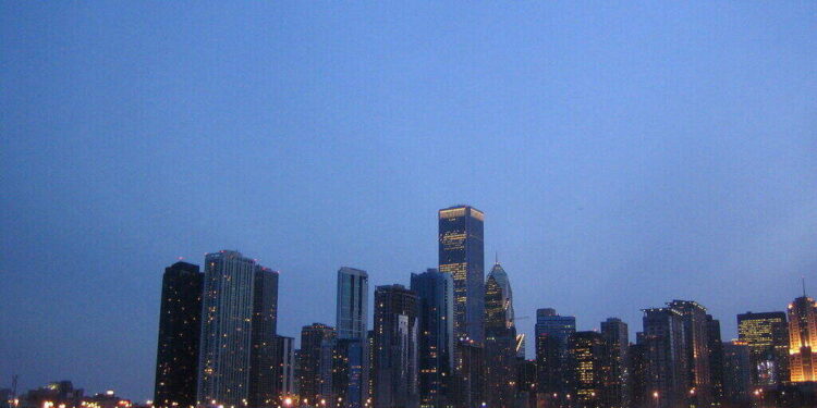 migrant shelter downtown chicago