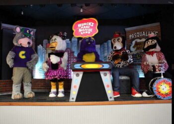Chuck E. Cheese